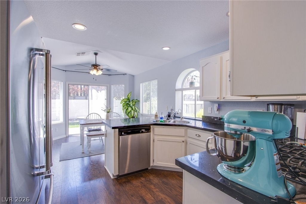 1525 Imperial Cup Drive - Photo 6