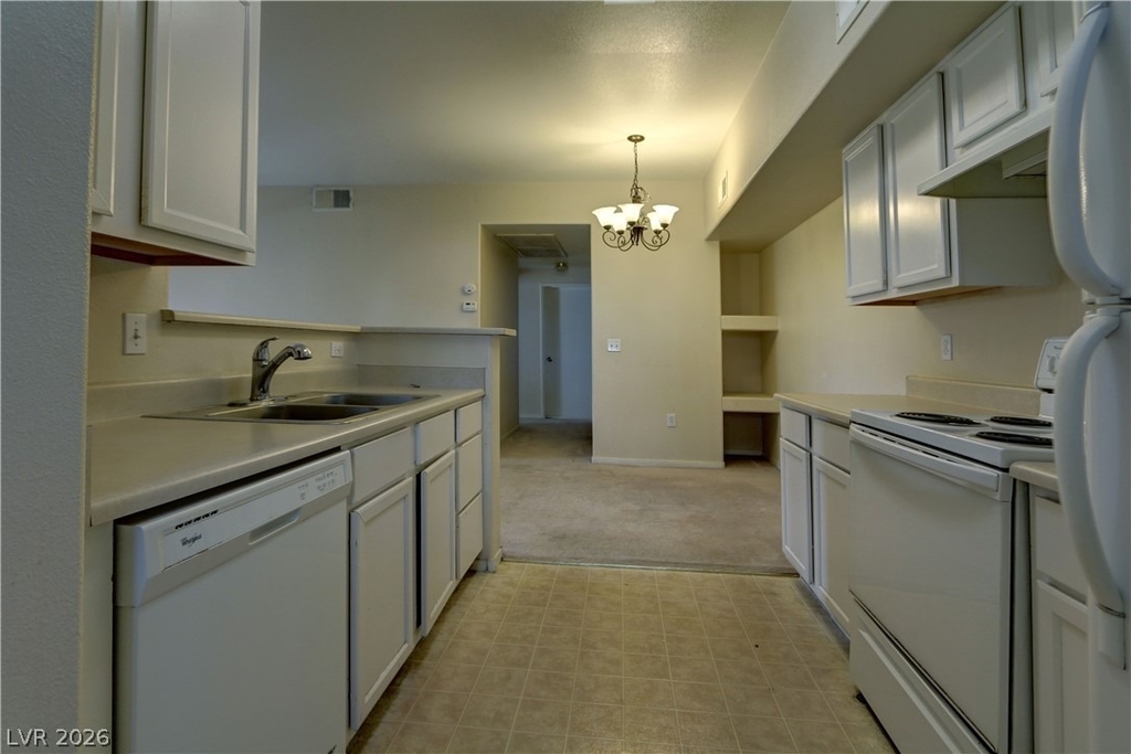 2615 W Gary Avenue - Photo 5