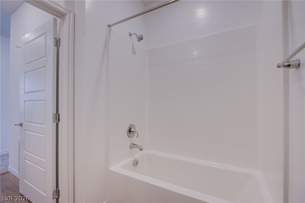 2555 Hampton Road - Photo 17