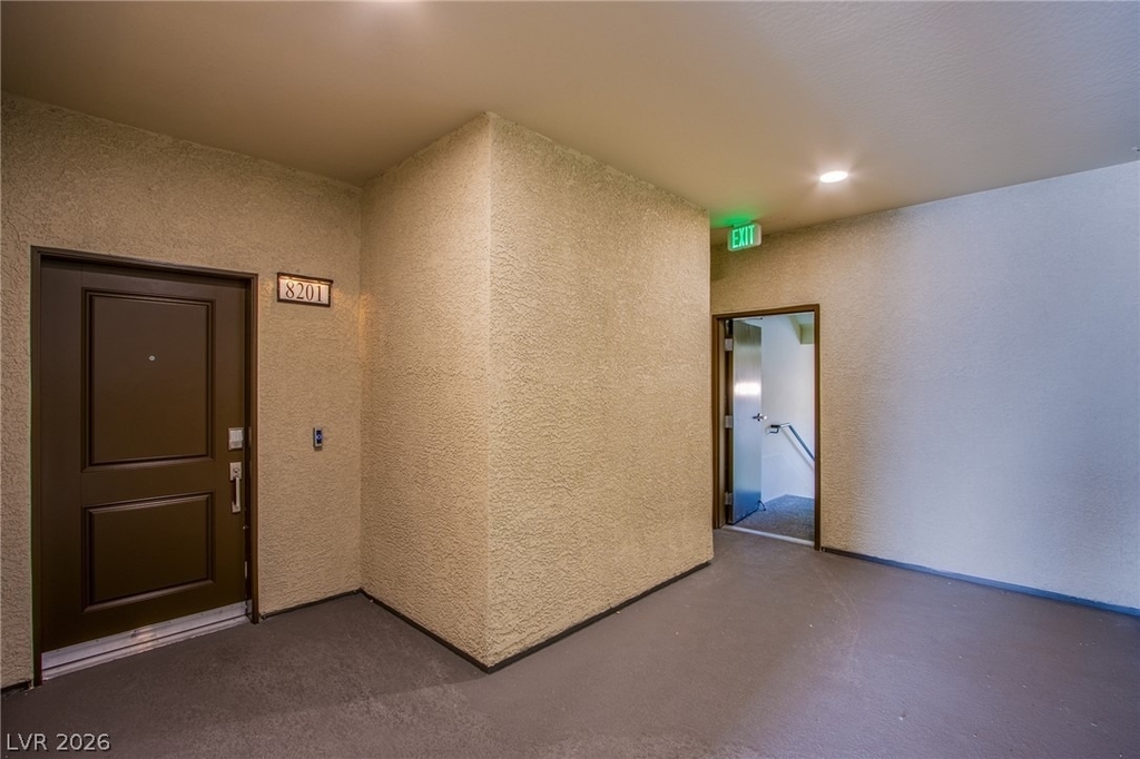 2555 Hampton Road - Photo 10
