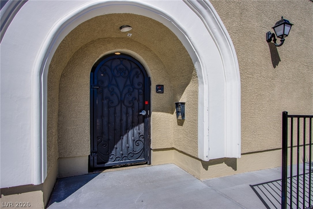 2555 Hampton Road - Photo 8