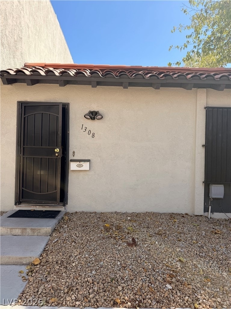 1308 N Jones Boulevard - Photo 11