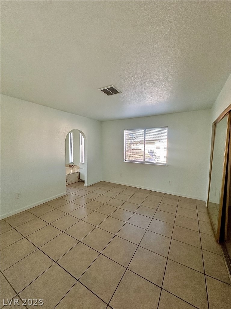 5054 Spencer Street - Photo 5
