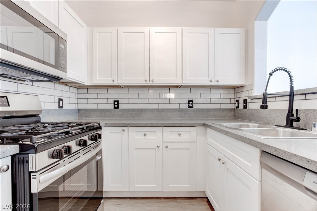 10550 W Alexander Road - Photo 4