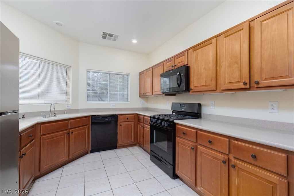 8940 Spotted Tail Avenue - Photo 4
