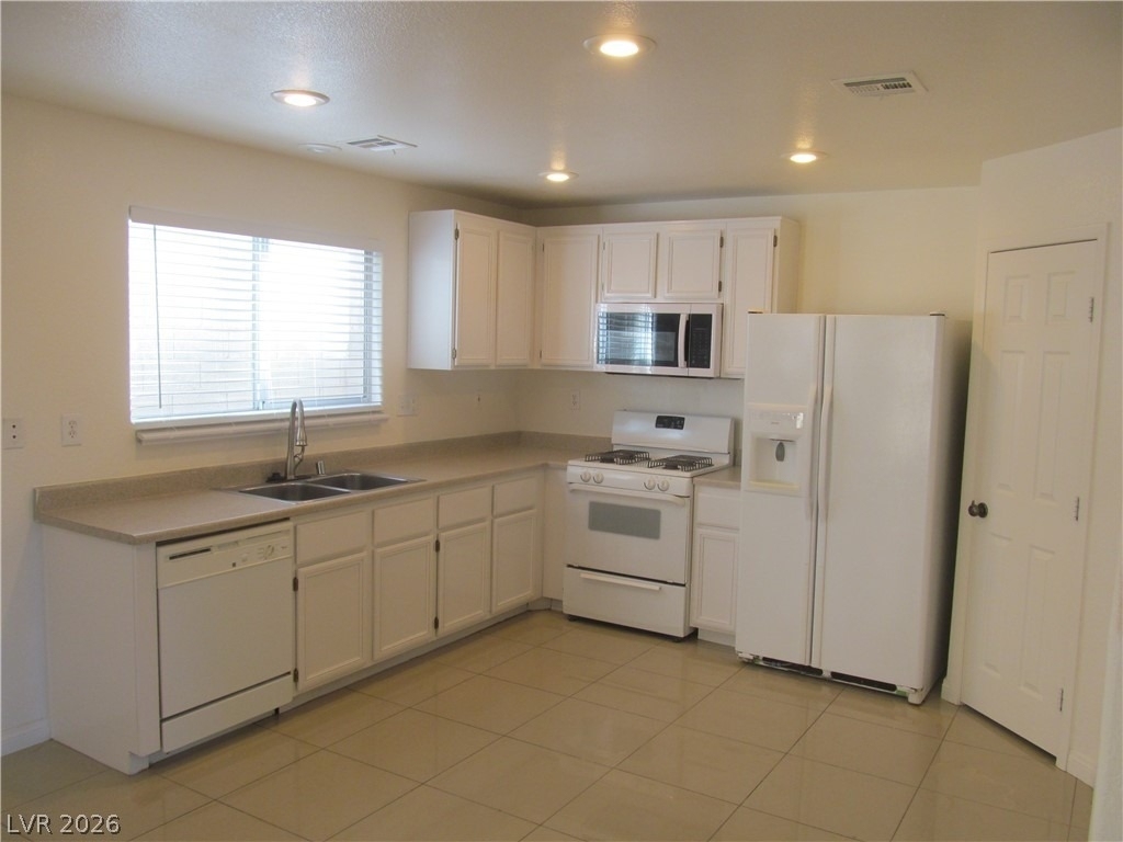 8819 Peace Treaty Avenue - Photo 3