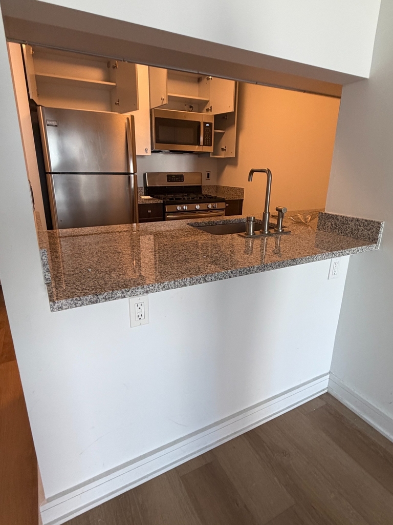 CRESCENT ST (43RD AVE & 44TH RD) - Photo 7