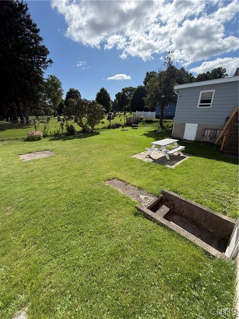 352 Wainwright Avenue - Photo 16