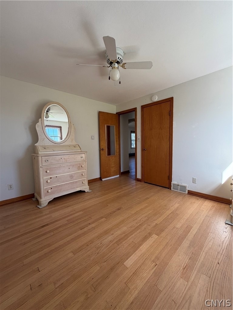 352 Wainwright Avenue - Photo 6