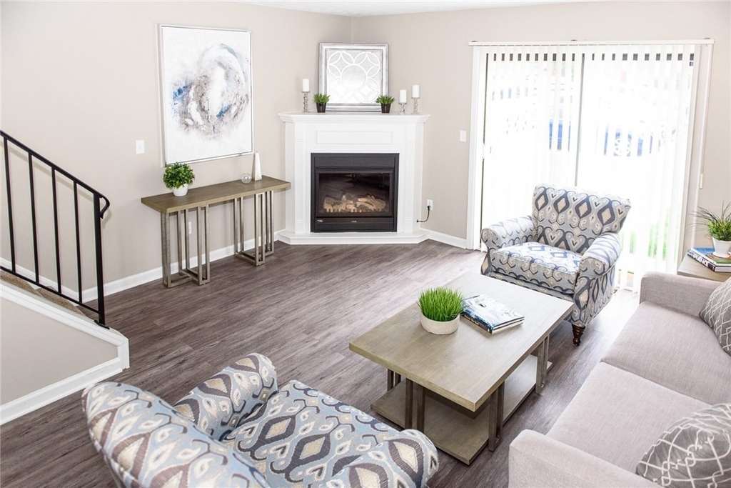 57 Chartwell Court - Photo 1