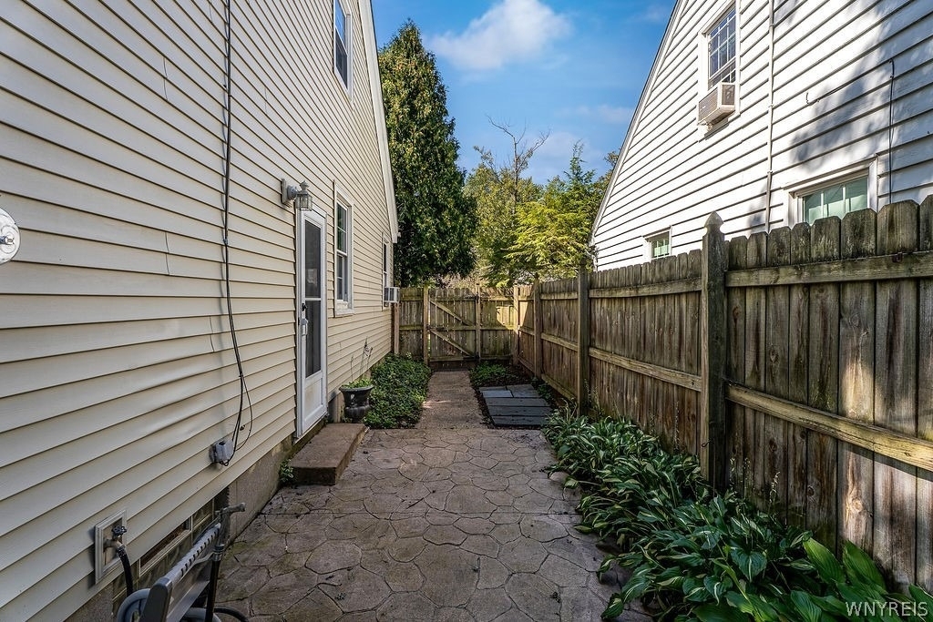 345 Burroughs Drive - Photo 26