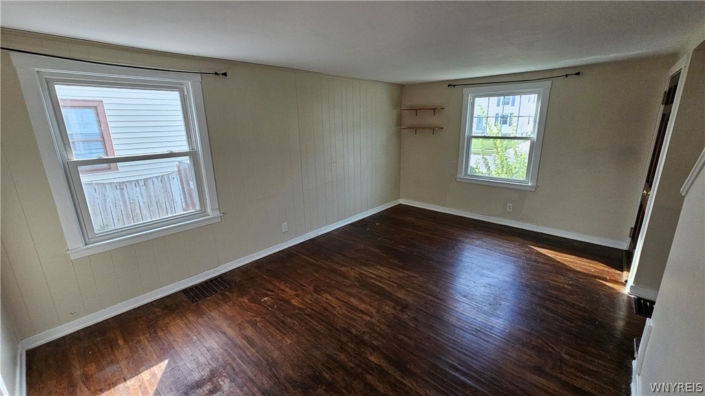 107 Fowler Avenue - Photo 5