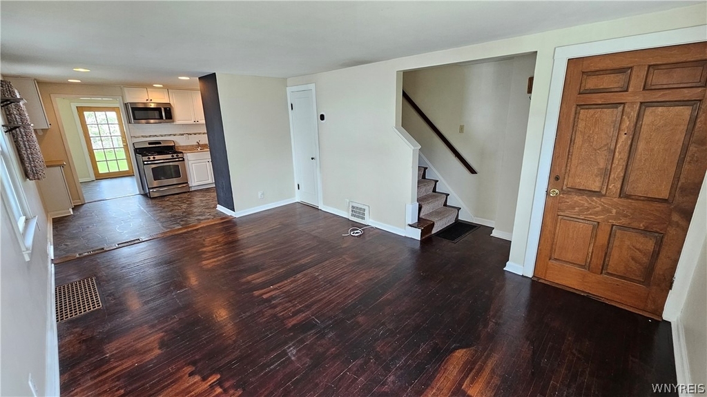 107 Fowler Avenue - Photo 7