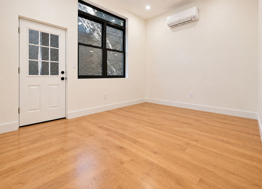 9 Marcus Garvey Blvd - Photo 3