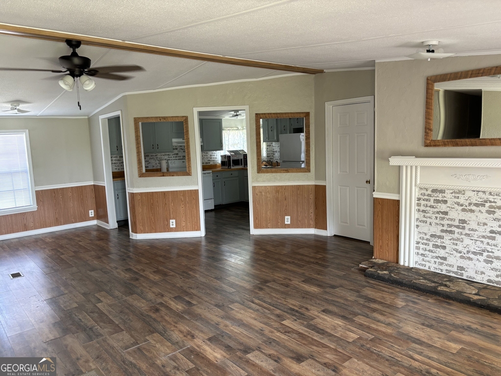 266 Spring Lake Drive - Photo 4