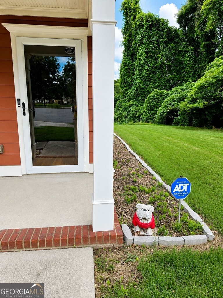 760 Vine Street - Photo 1