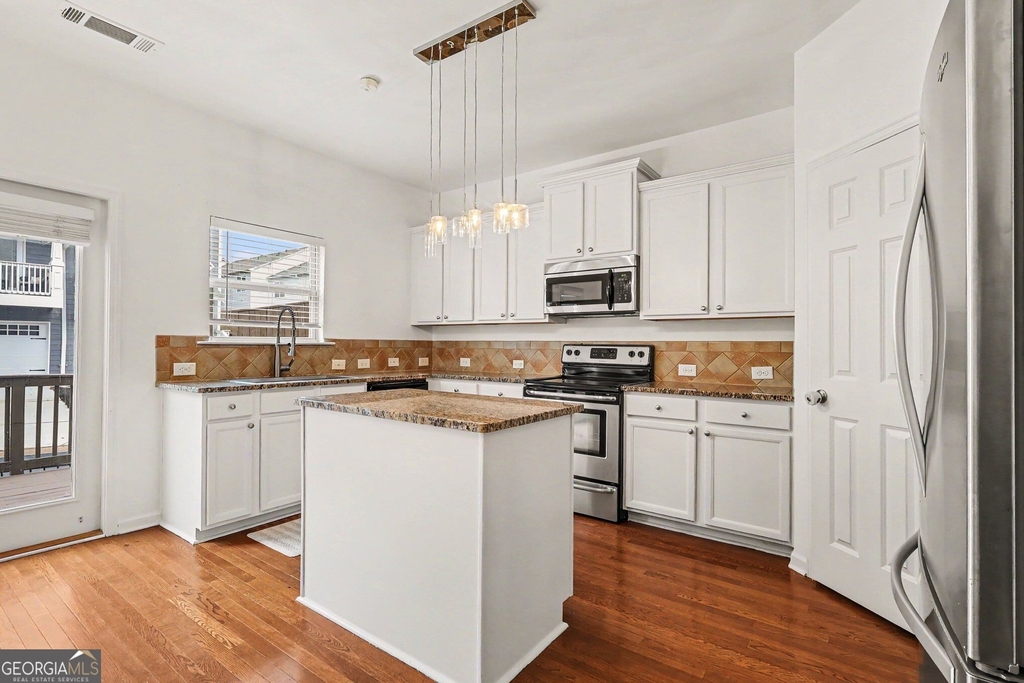 3030 Liberty Way - Photo 3