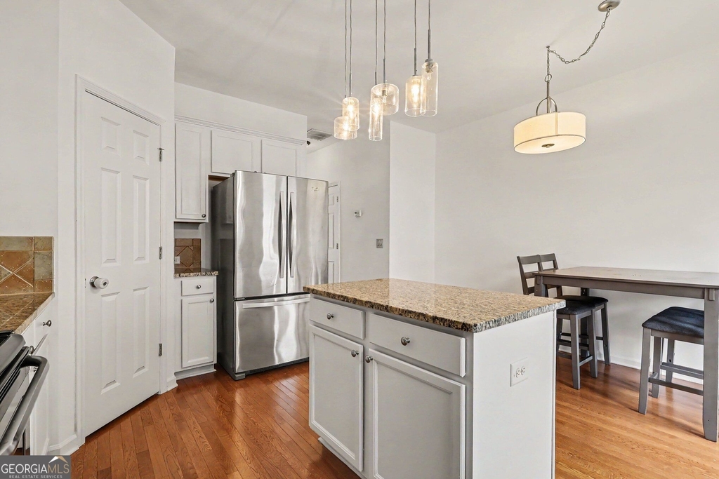 3030 Liberty Way - Photo 5