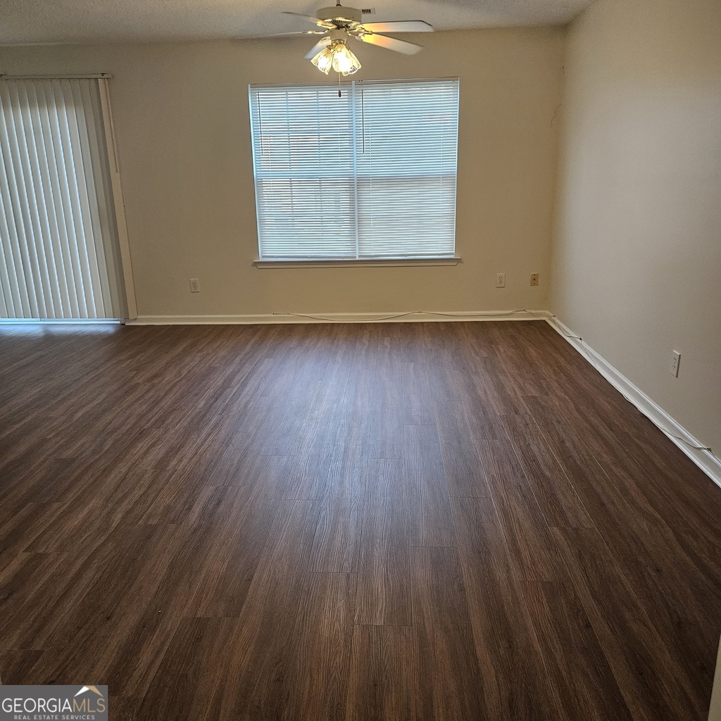 7242 Alicia's Way - Photo 4