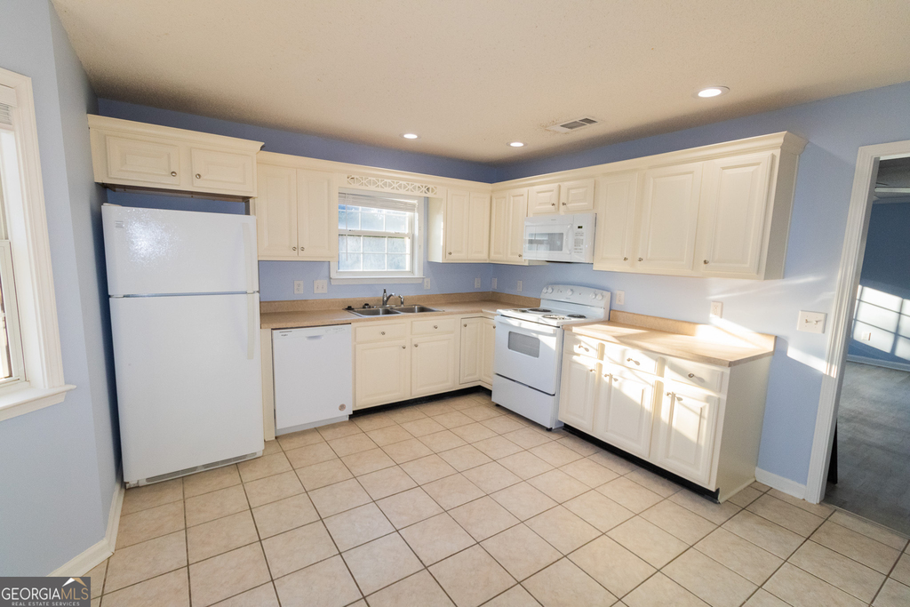 1602 Drayton Lane - Photo 4