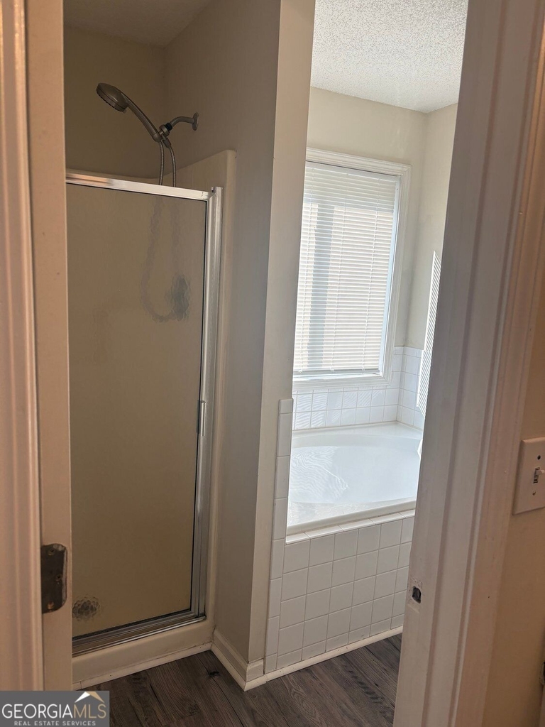3698 Sapphire Court - Photo 16