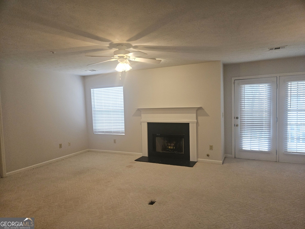 1391 Keys Crossing Drive Ne - Photo 3