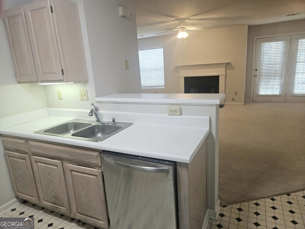 1391 Keys Crossing Drive Ne - Photo 6