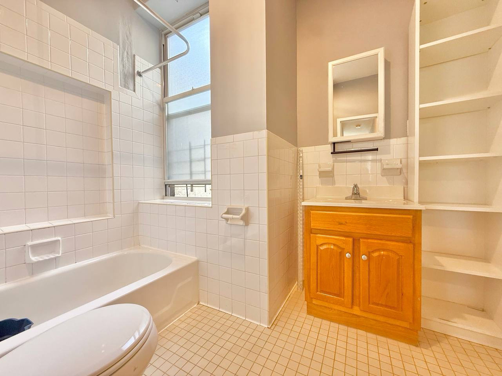 901 St Johns Place - Photo 5