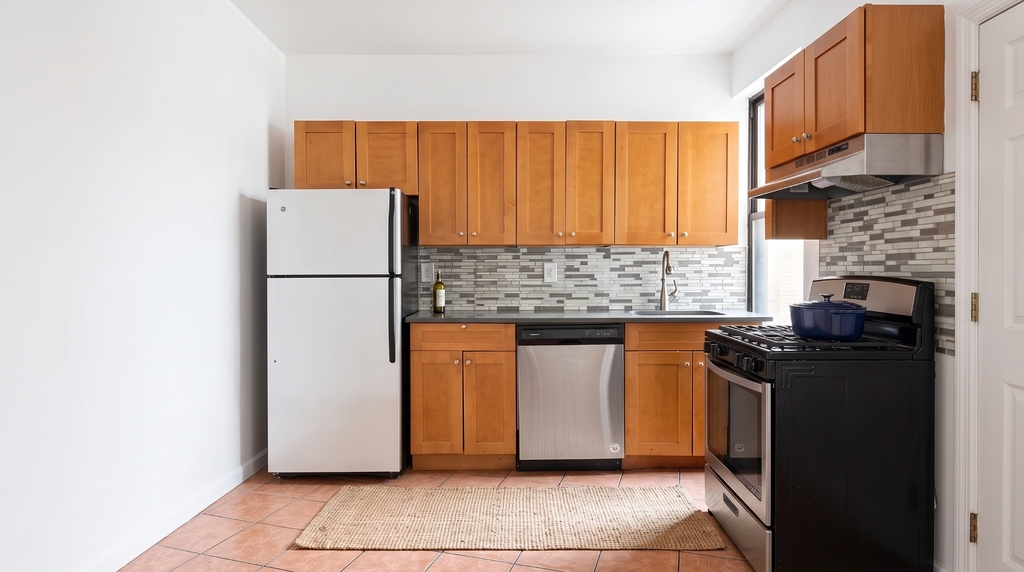 867 West 181st Street - Photo 6