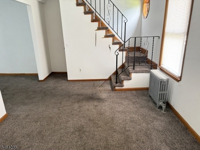 112 Mill St - Photo 4