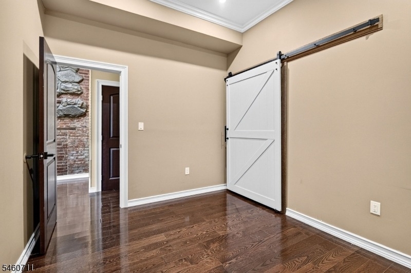 81 W Main St - Photo 16