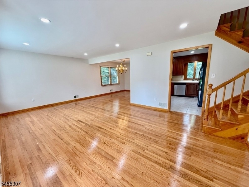 31 Hillside Ave - Photo 10