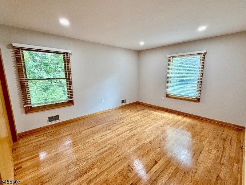 31 Hillside Ave - Photo 15