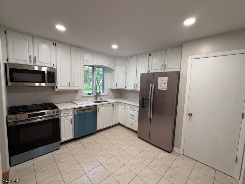 31 Hillside Ave - Photo 33