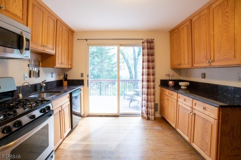 31 Woodland Rd - Photo 14