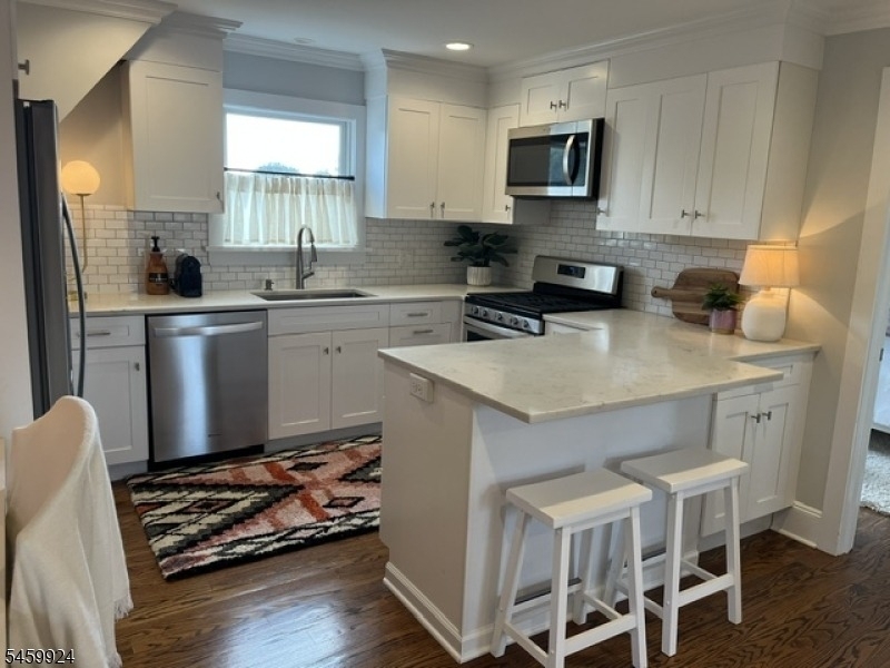 49 Park Ave Unit 3 - Photo 12