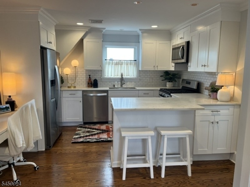 49 Park Ave Unit 3 - Photo 11