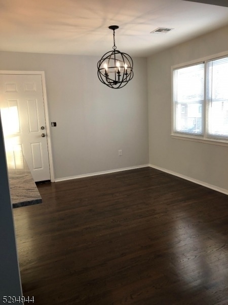115 Burnside Ave - Photo 3