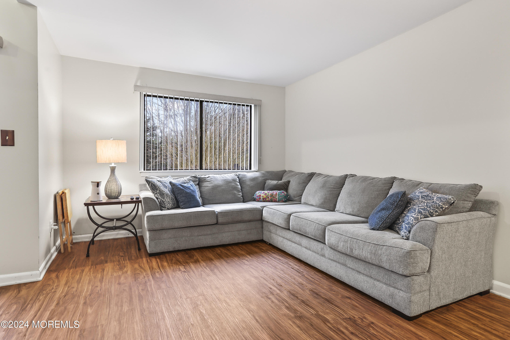 110 Bowne Court - Photo 7