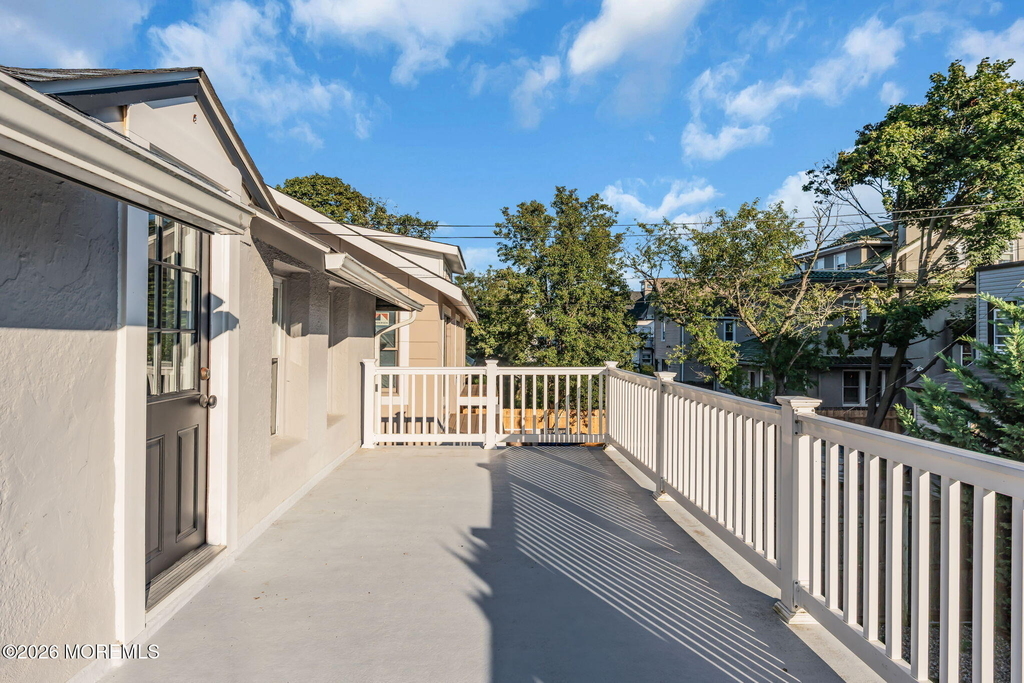 1004 Grand Avenue - Photo 16