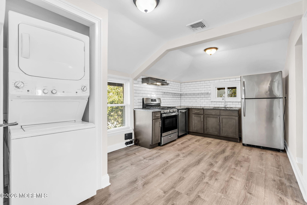 1004 Grand Avenue - Photo 4