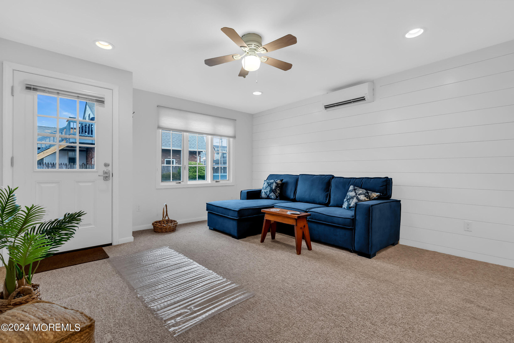 1605 Grand Central Avenue - Photo 3