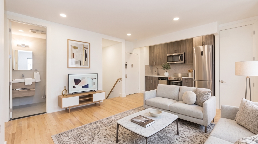 2038 5th Avenue - Photo 1