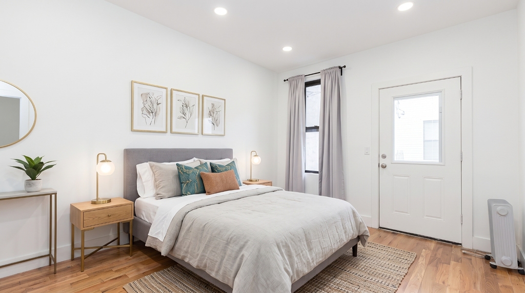 2038 5th Avenue - Photo 2