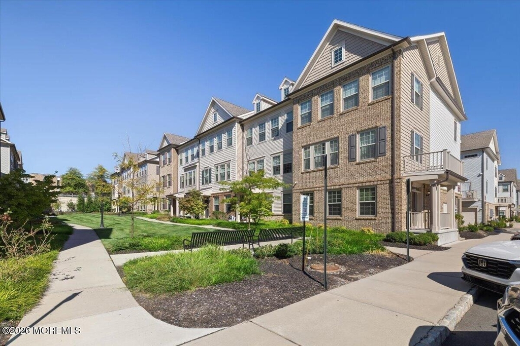 17 Cortland Court - Photo 0