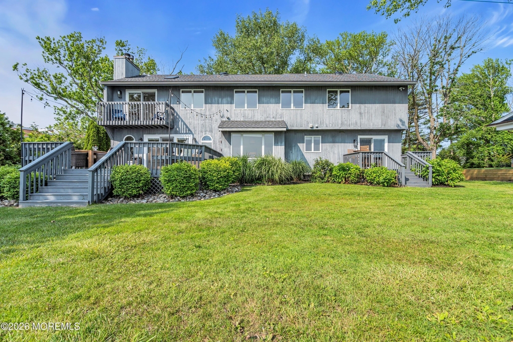105 Riverview Avenue - Photo 10