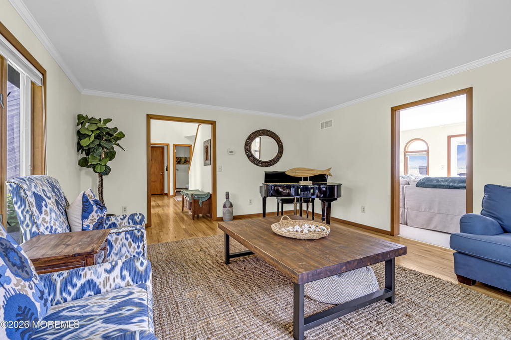 105 Riverview Avenue - Photo 15