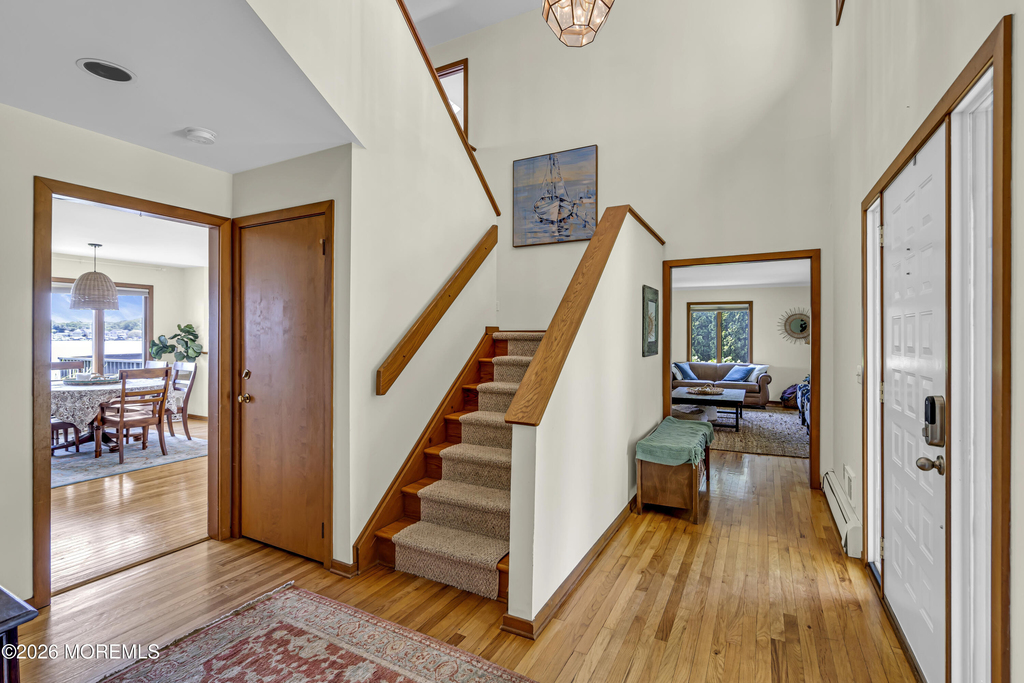 105 Riverview Avenue - Photo 12