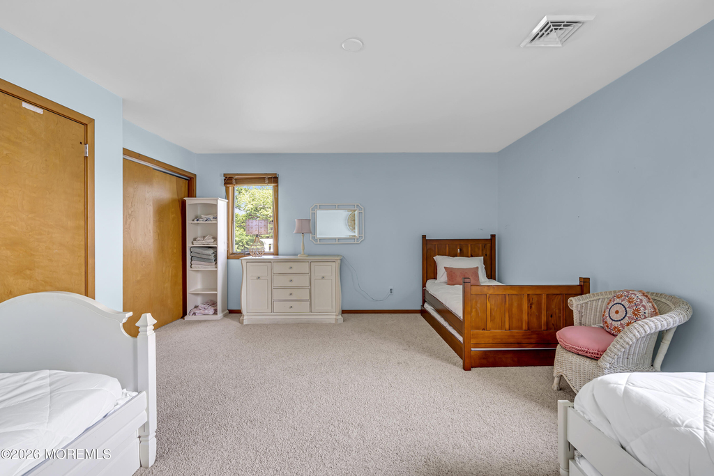 105 Riverview Avenue - Photo 33