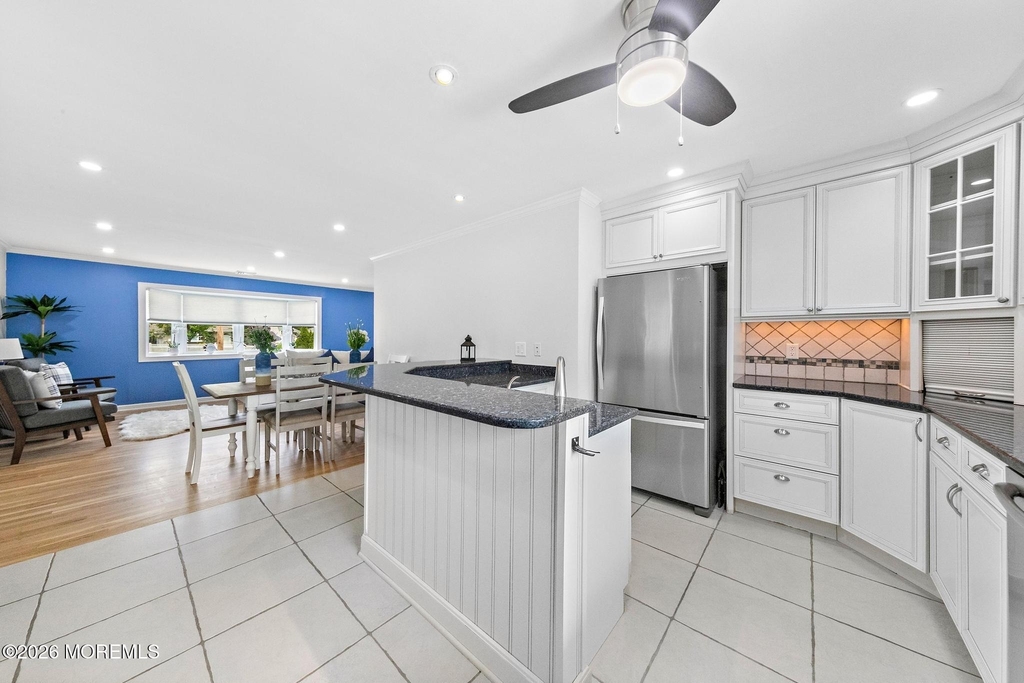 1700 Bryan Avenue - Photo 22
